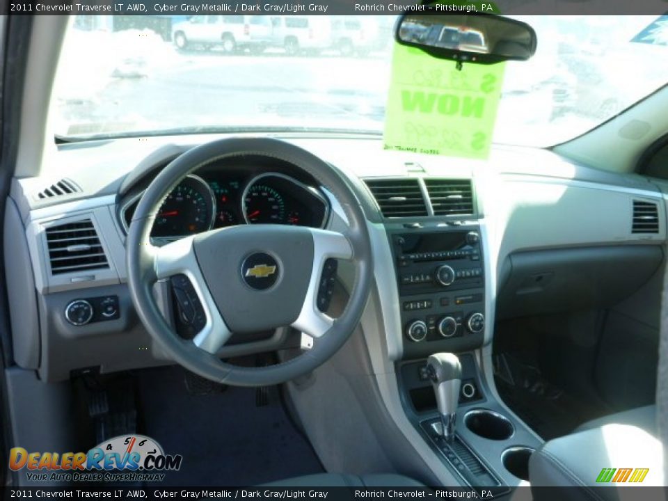 2011 Chevrolet Traverse LT AWD Cyber Gray Metallic / Dark Gray/Light Gray Photo #6