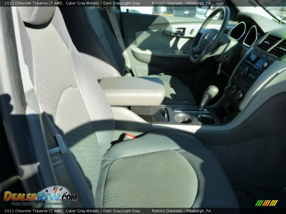 2011 Chevrolet Traverse LT AWD Cyber Gray Metallic / Dark Gray/Light Gray Photo #13