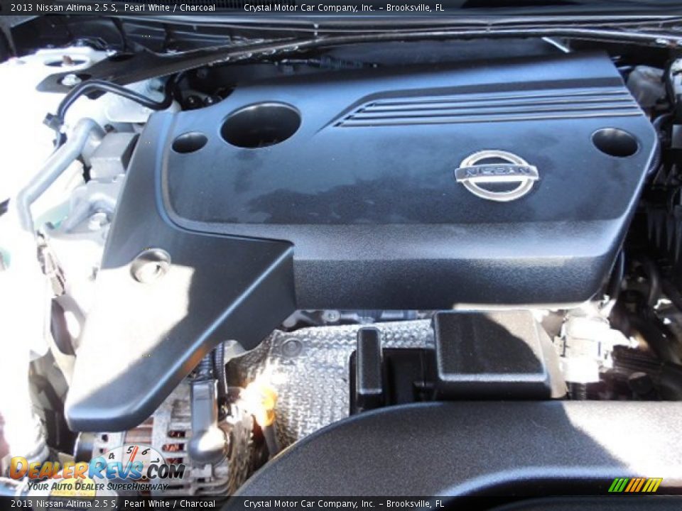 2013 Nissan Altima 2.5 S Pearl White / Charcoal Photo #16
