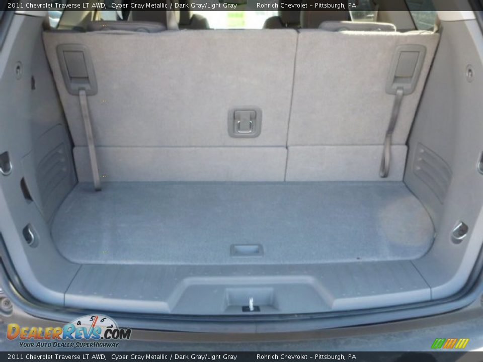 2011 Chevrolet Traverse LT AWD Cyber Gray Metallic / Dark Gray/Light Gray Photo #17