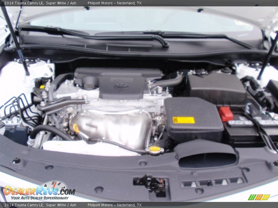 2014 Toyota Camry LE Super White / Ash Photo #15