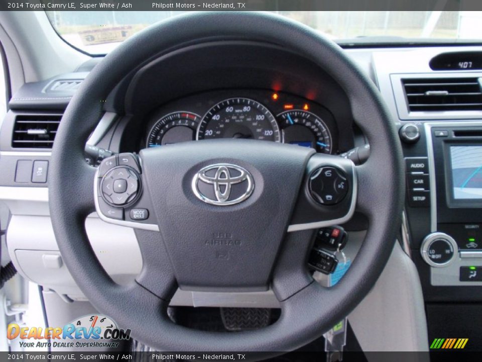 2014 Toyota Camry LE Super White / Ash Photo #33
