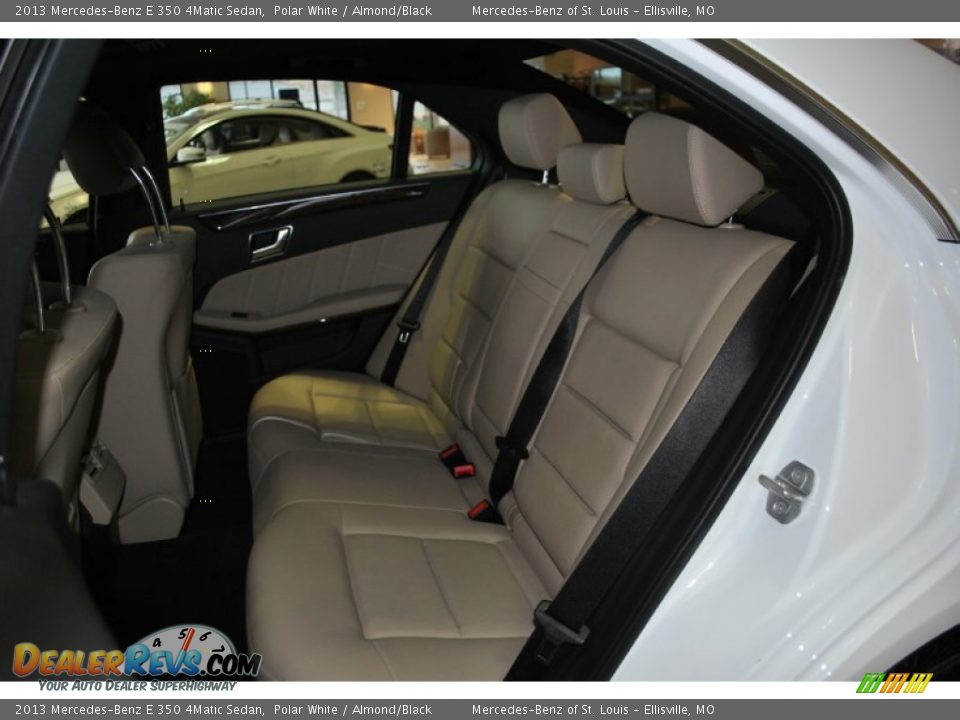 2013 Mercedes-Benz E 350 4Matic Sedan Polar White / Almond/Black Photo #15