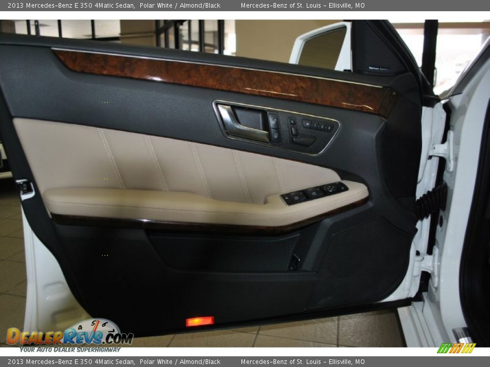 2013 Mercedes-Benz E 350 4Matic Sedan Polar White / Almond/Black Photo #16
