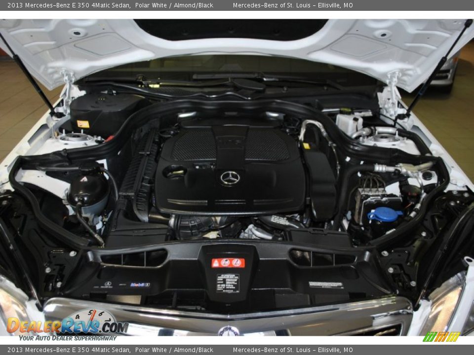 2013 Mercedes-Benz E 350 4Matic Sedan Polar White / Almond/Black Photo #20