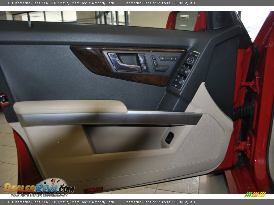 2011 Mercedes-Benz GLK 350 4Matic Mars Red / Almond/Black Photo #14