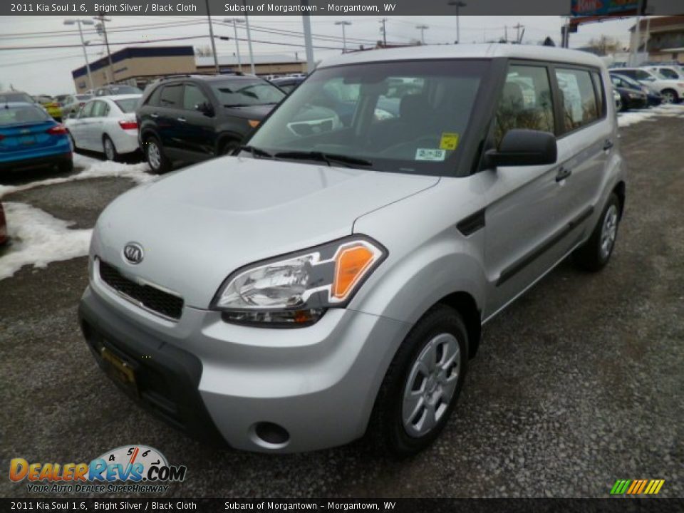 2011 Kia Soul 1.6 Bright Silver / Black Cloth Photo #3