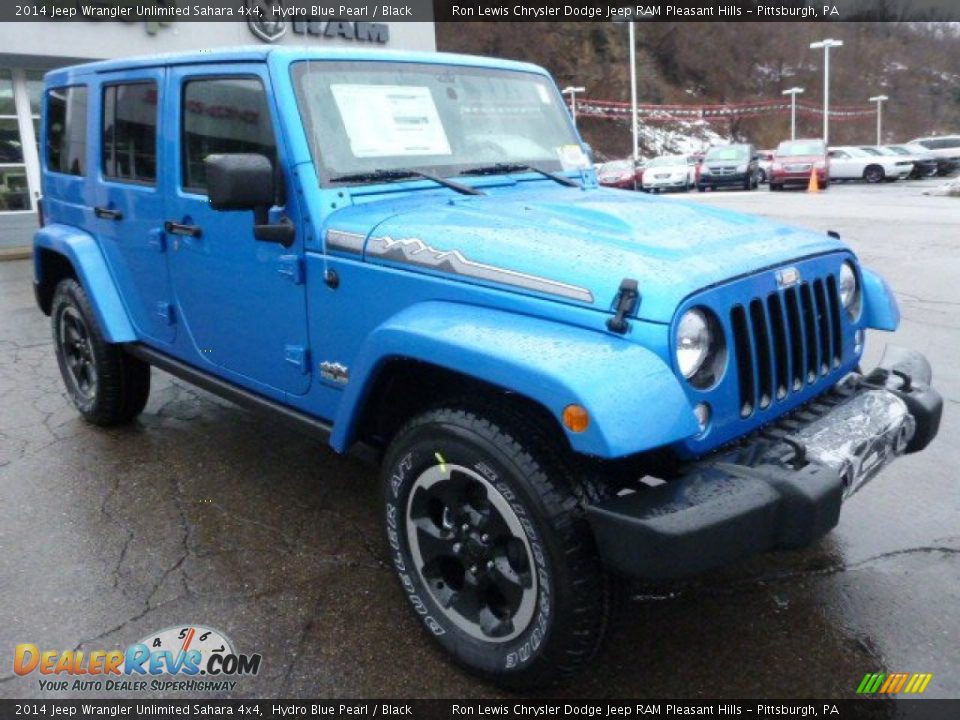 2014 Jeep Wrangler Unlimited Sahara 4x4 Hydro Blue Pearl / Black Photo #9