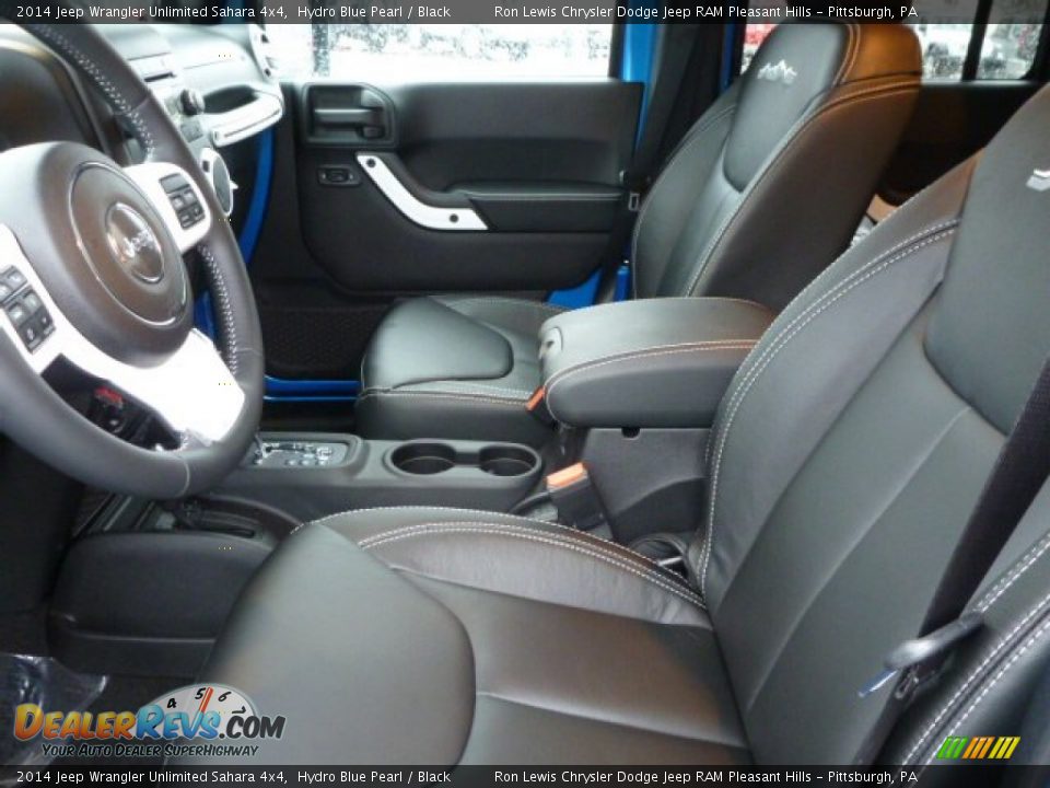 2014 Jeep Wrangler Unlimited Sahara 4x4 Hydro Blue Pearl / Black Photo #12
