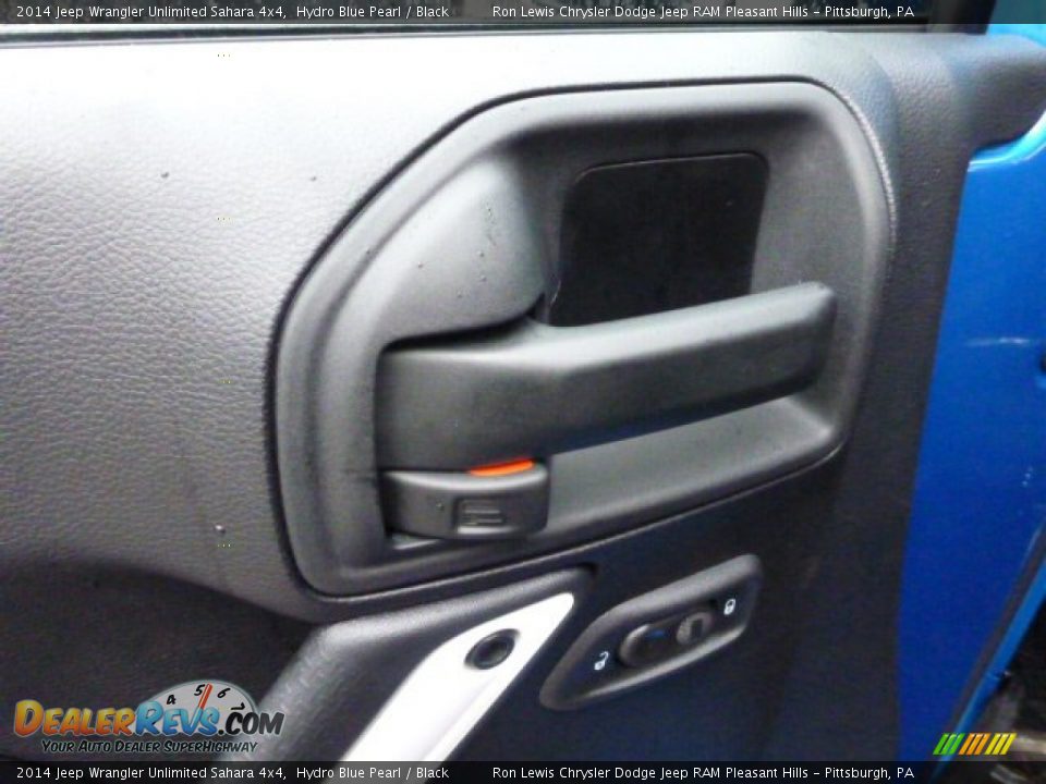2014 Jeep Wrangler Unlimited Sahara 4x4 Hydro Blue Pearl / Black Photo #15