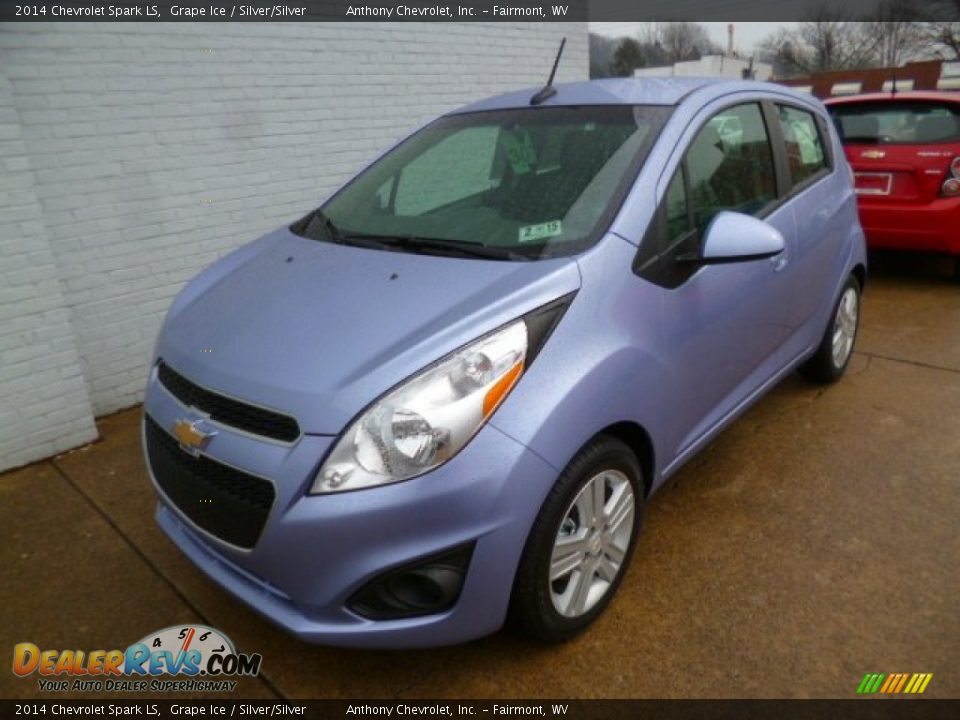 Front 3/4 View of 2014 Chevrolet Spark LS Photo #3