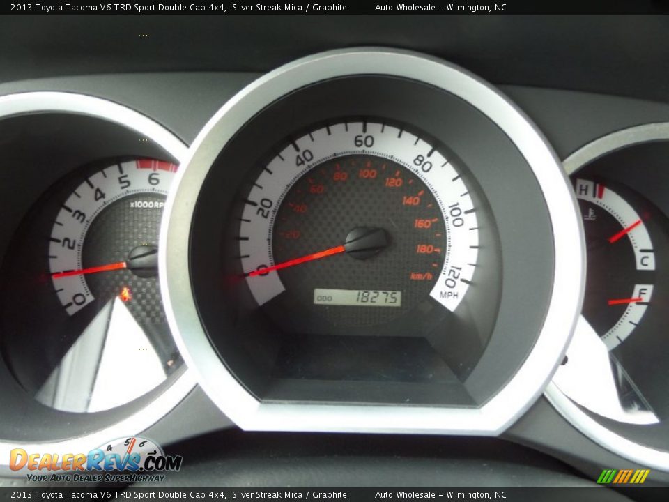 2013 Toyota Tacoma V6 TRD Sport Double Cab 4x4 Silver Streak Mica / Graphite Photo #16