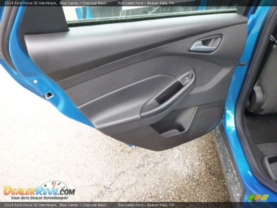 2014 Ford Focus SE Hatchback Blue Candy / Charcoal Black Photo #13