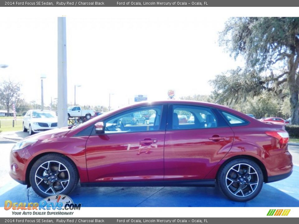 2014 Ford Focus SE Sedan Ruby Red / Charcoal Black Photo #2