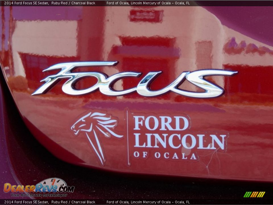 2014 Ford Focus SE Sedan Ruby Red / Charcoal Black Photo #4