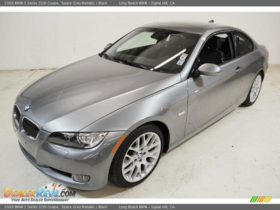 Front 3/4 View of 2009 BMW 3 Series 328i Coupe Photo #8
