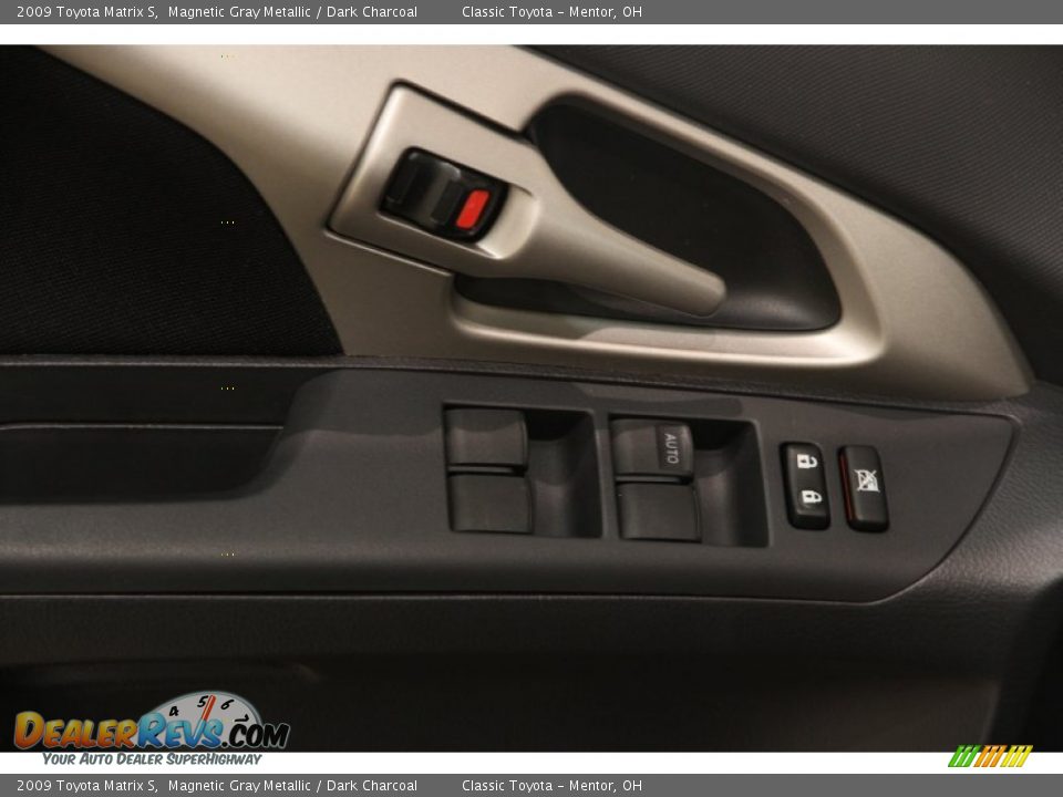 2009 Toyota Matrix S Magnetic Gray Metallic / Dark Charcoal Photo #5
