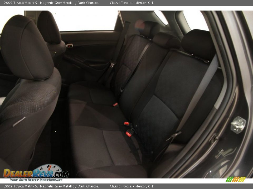 2009 Toyota Matrix S Magnetic Gray Metallic / Dark Charcoal Photo #15