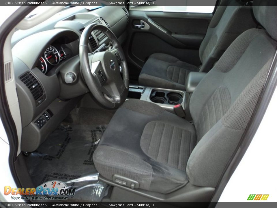 2007 Nissan Pathfinder SE Avalanche White / Graphite Photo #18