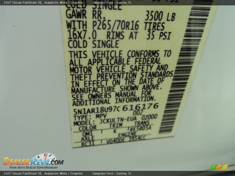 2007 Nissan Pathfinder SE Avalanche White / Graphite Photo #36