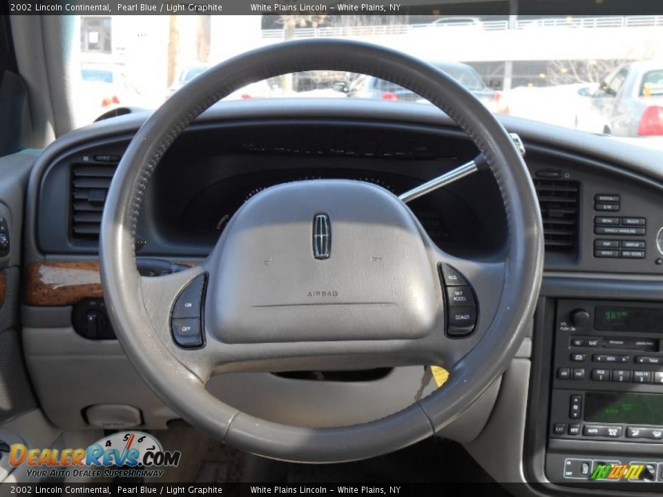 2002 Lincoln Continental  Steering Wheel Photo #16