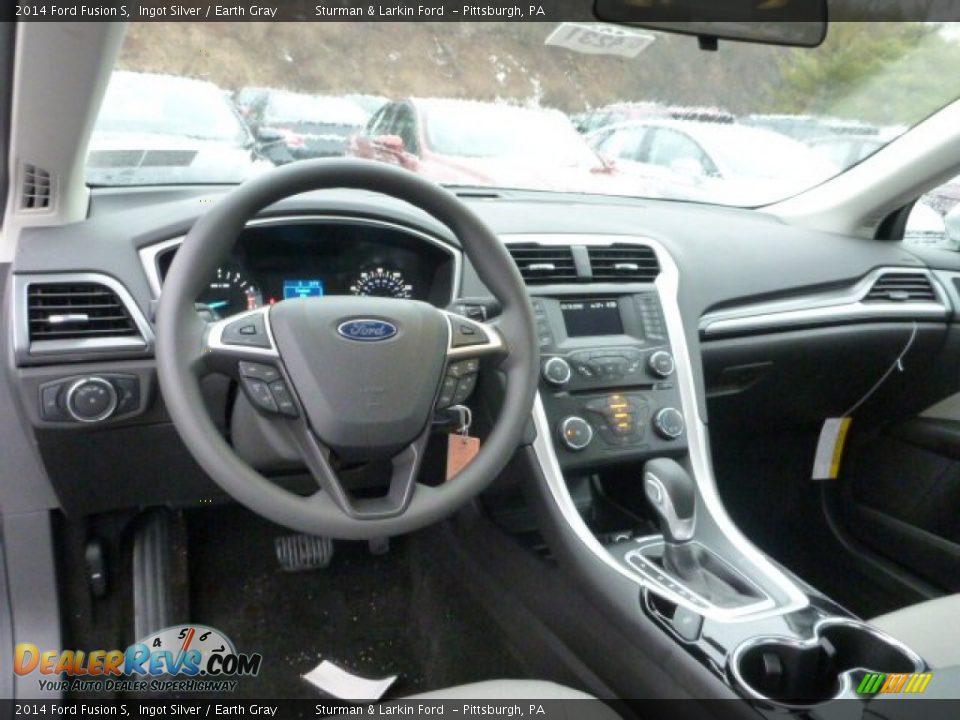 2014 Ford Fusion S Ingot Silver / Earth Gray Photo #10