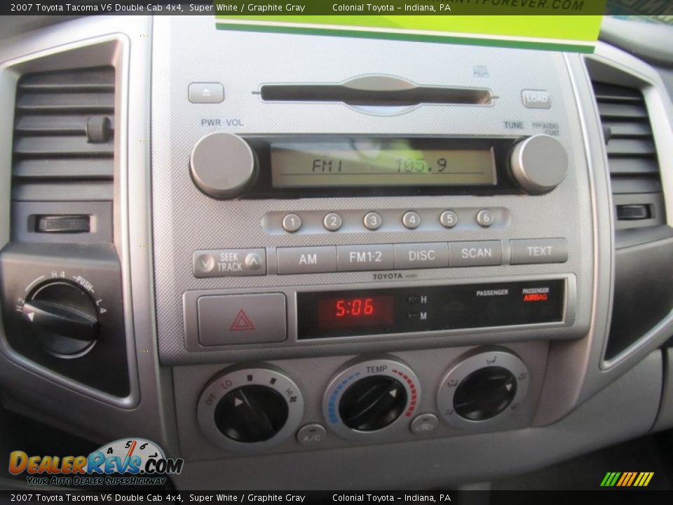 2007 Toyota Tacoma V6 Double Cab 4x4 Super White / Graphite Gray Photo #17