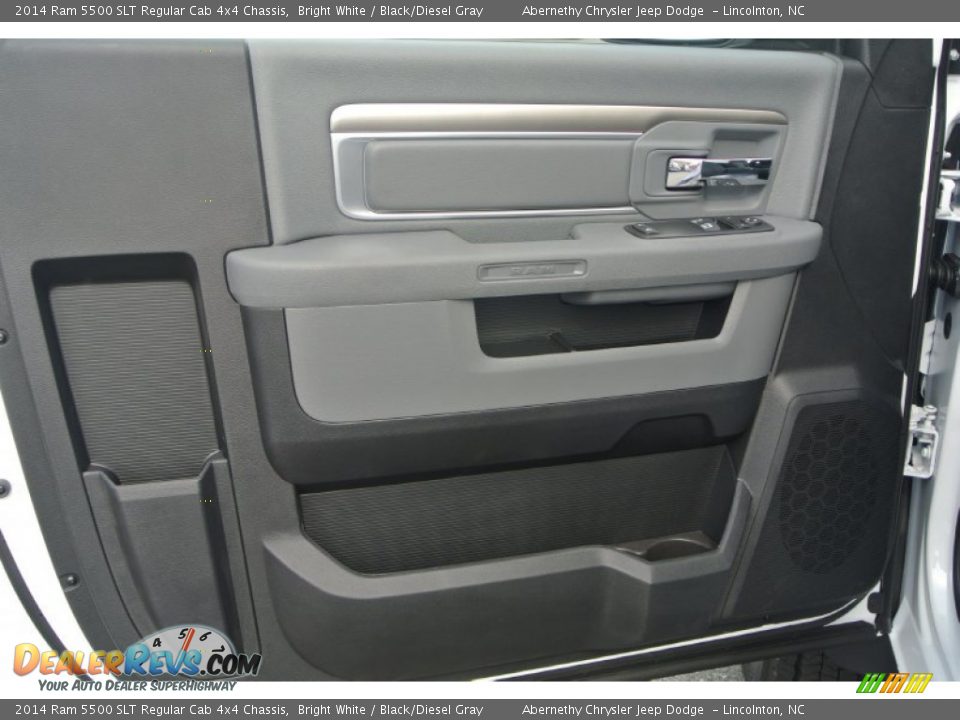 2014 Ram 5500 SLT Regular Cab 4x4 Chassis Bright White / Black/Diesel Gray Photo #11