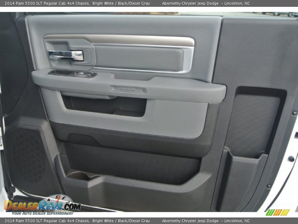 2014 Ram 5500 SLT Regular Cab 4x4 Chassis Bright White / Black/Diesel Gray Photo #20