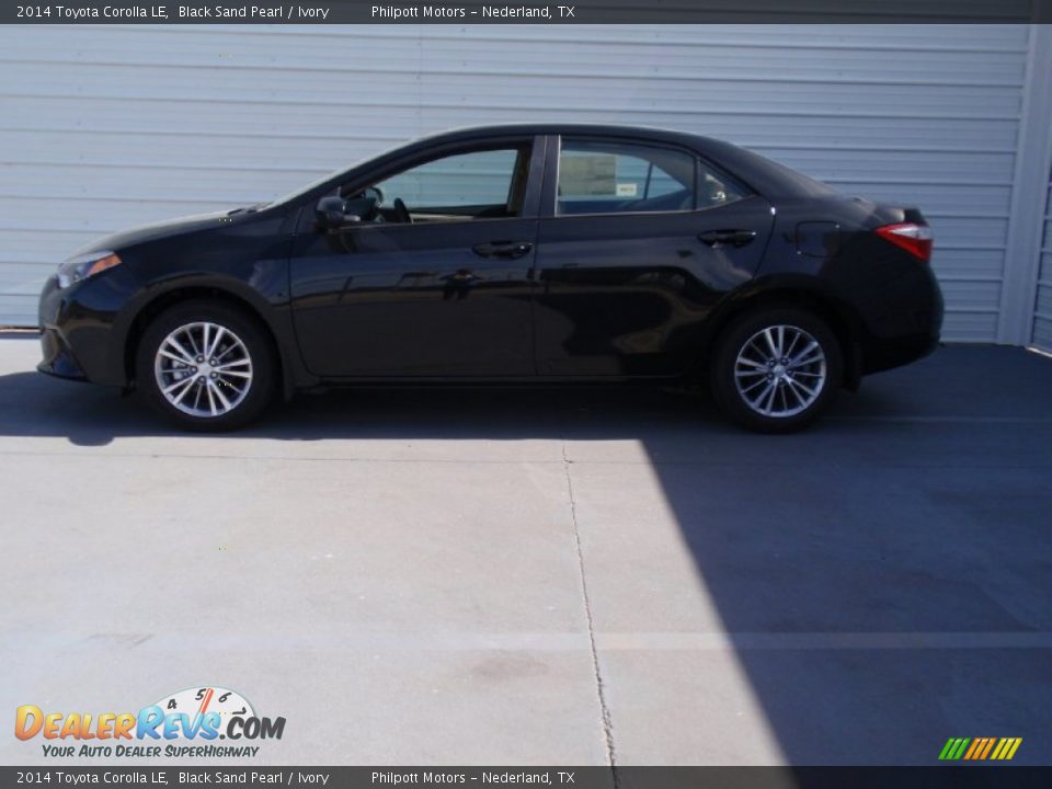 2014 Toyota Corolla LE Black Sand Pearl / Ivory Photo #6
