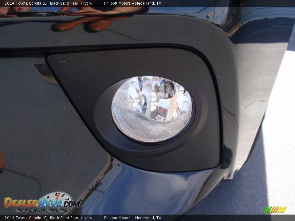 2014 Toyota Corolla LE Black Sand Pearl / Ivory Photo #10