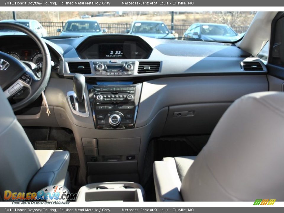 2011 Honda Odyssey Touring Polished Metal Metallic / Gray Photo #4