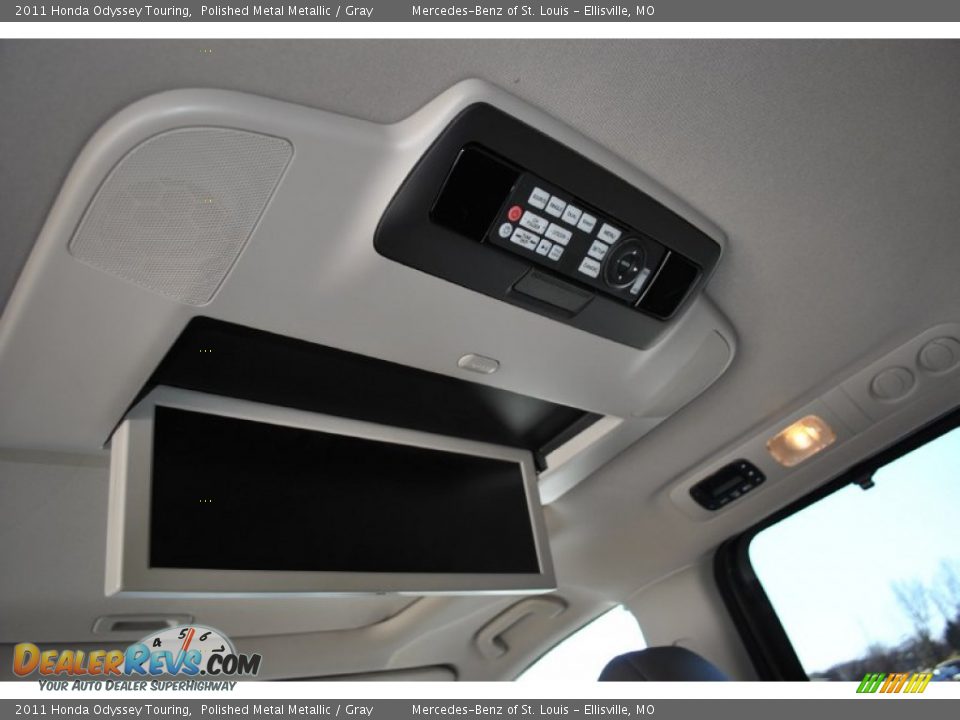 2011 Honda Odyssey Touring Polished Metal Metallic / Gray Photo #5