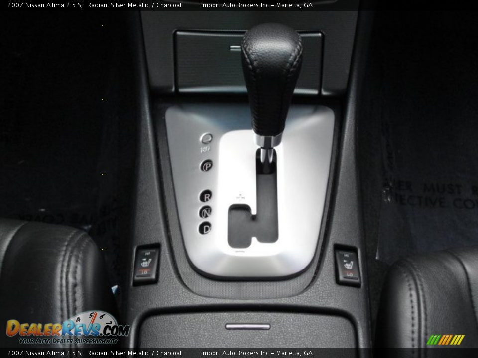 2007 Nissan Altima 2.5 S Radiant Silver Metallic / Charcoal Photo #31