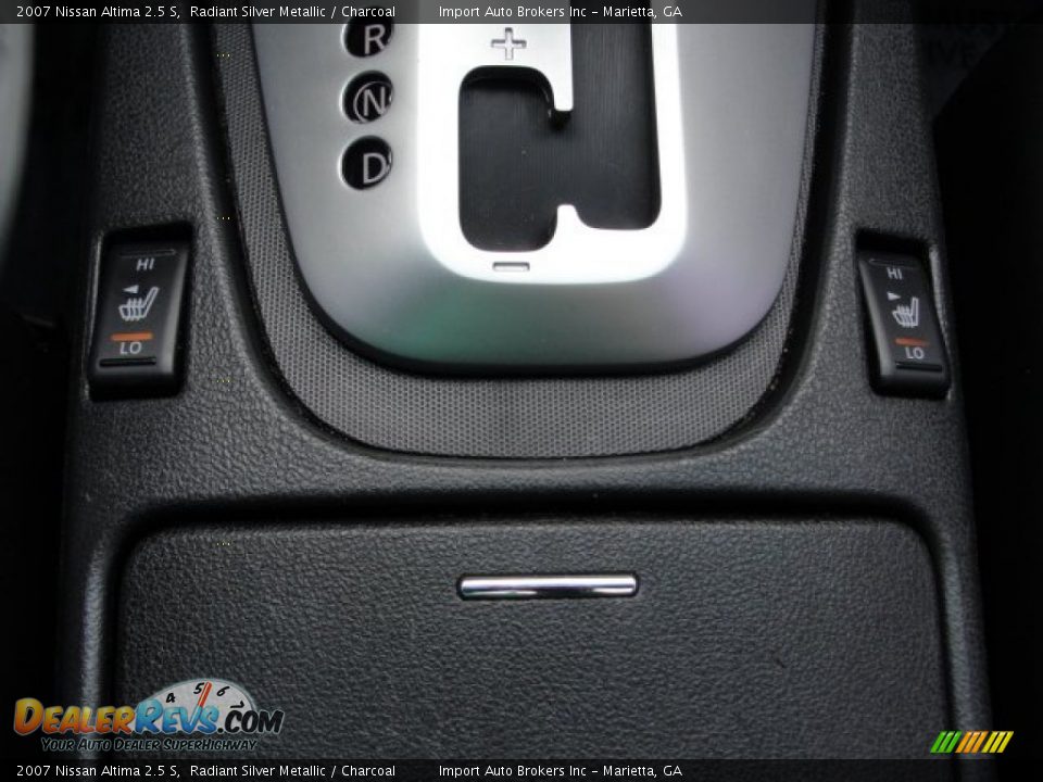 2007 Nissan Altima 2.5 S Radiant Silver Metallic / Charcoal Photo #32