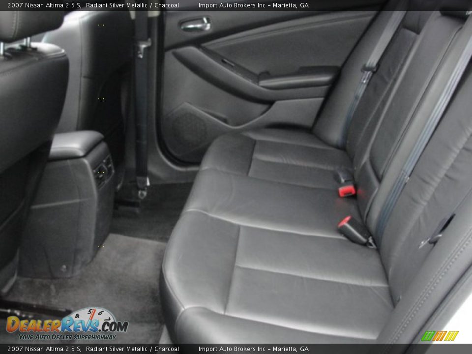 2007 Nissan Altima 2.5 S Radiant Silver Metallic / Charcoal Photo #36