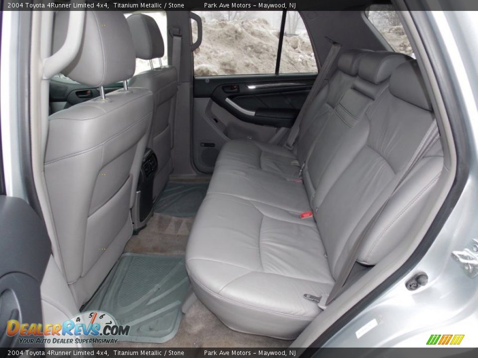 2004 Toyota 4Runner Limited 4x4 Titanium Metallic / Stone Photo #17