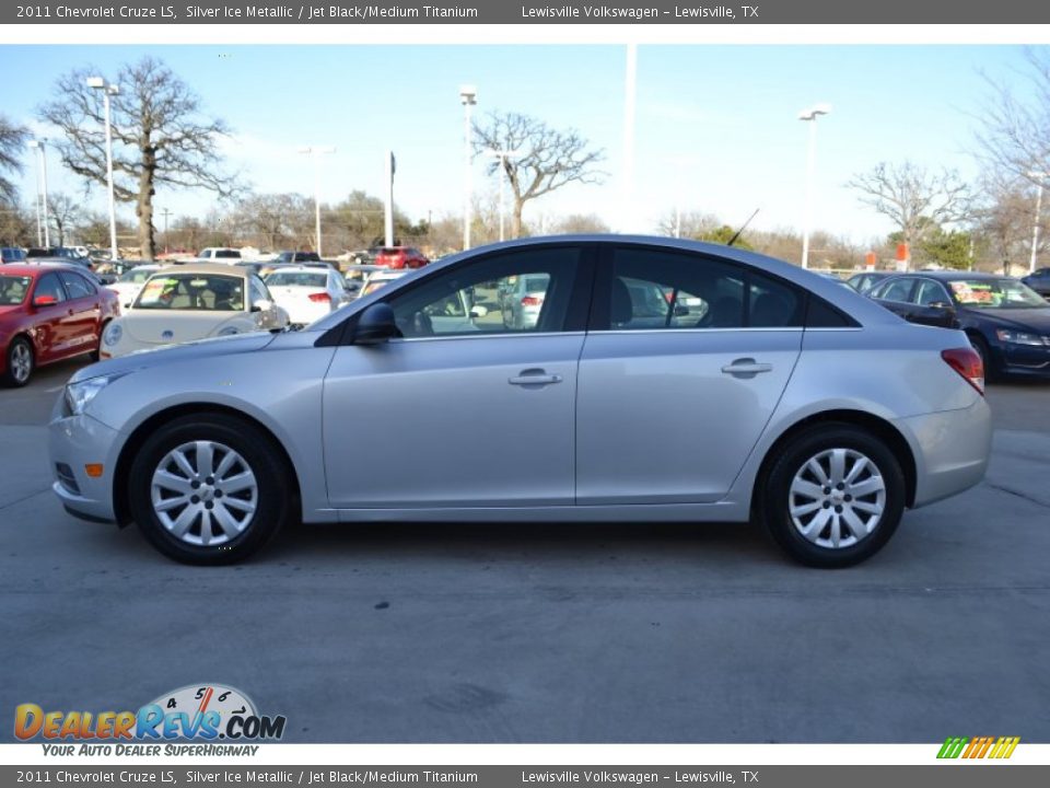 2011 Chevrolet Cruze LS Silver Ice Metallic / Jet Black/Medium Titanium Photo #2