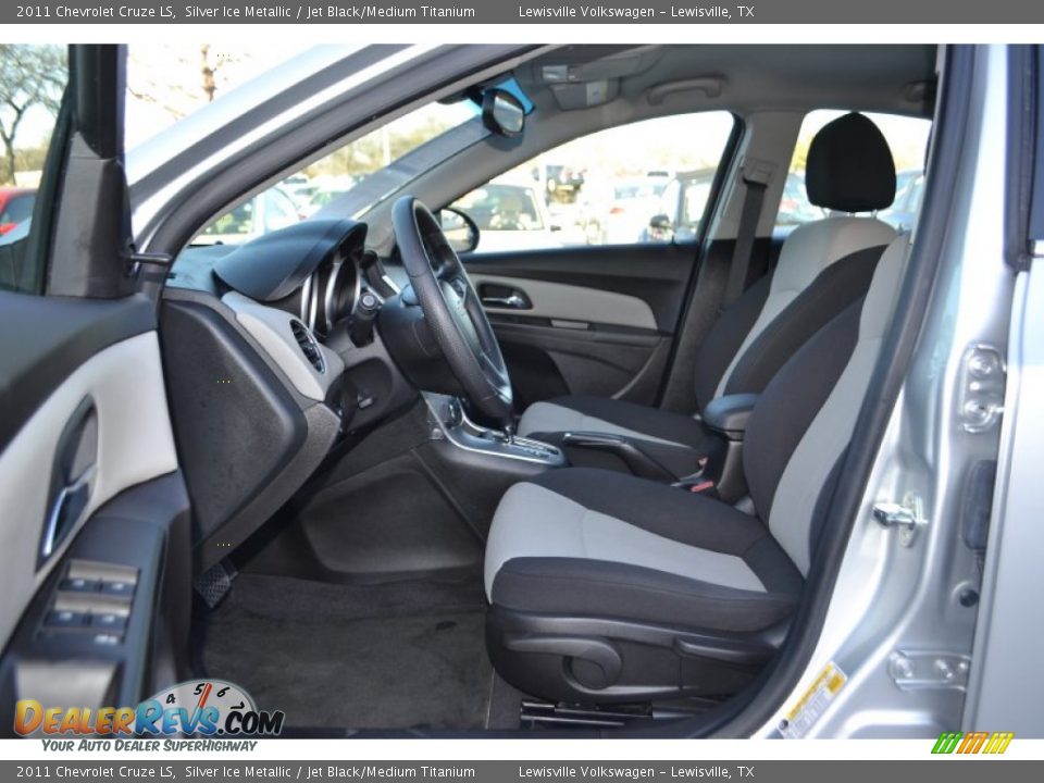 2011 Chevrolet Cruze LS Silver Ice Metallic / Jet Black/Medium Titanium Photo #9