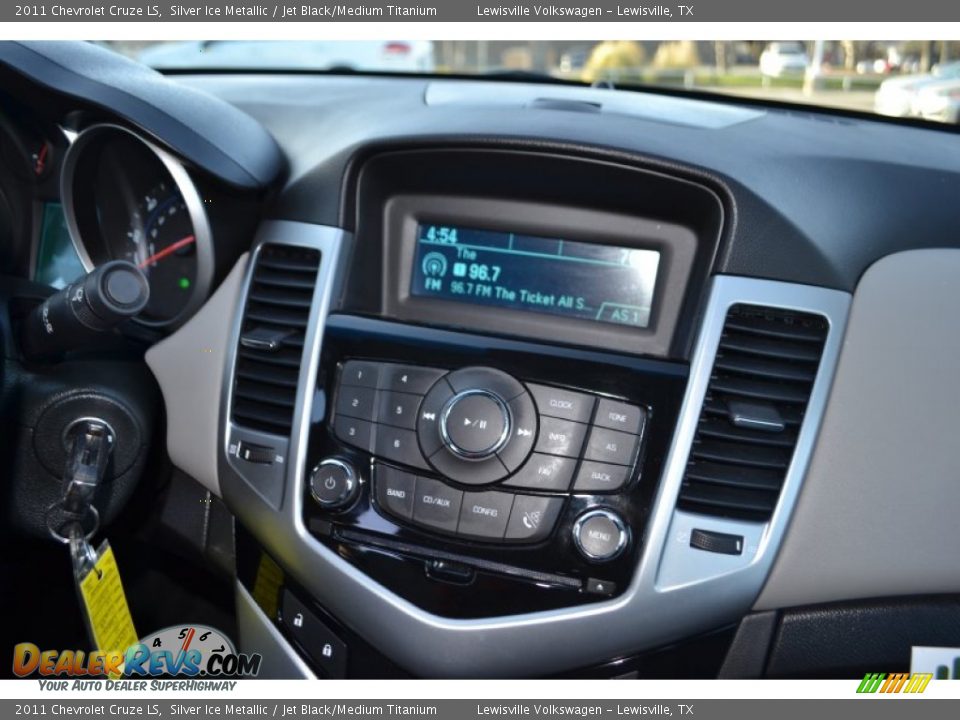 2011 Chevrolet Cruze LS Silver Ice Metallic / Jet Black/Medium Titanium Photo #17