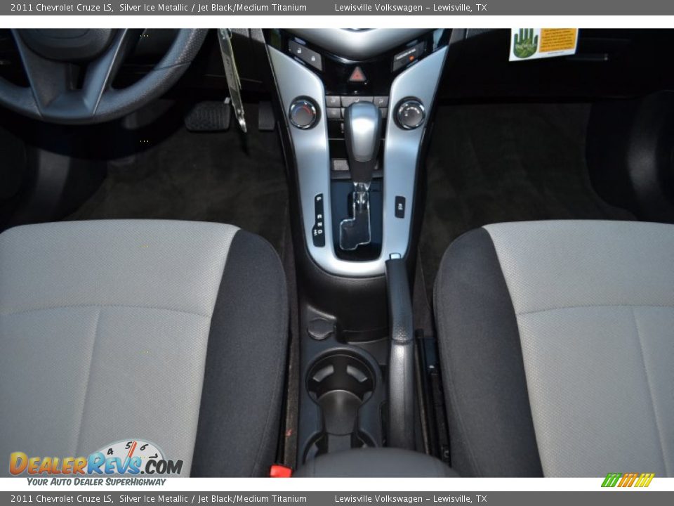 2011 Chevrolet Cruze LS Silver Ice Metallic / Jet Black/Medium Titanium Photo #18