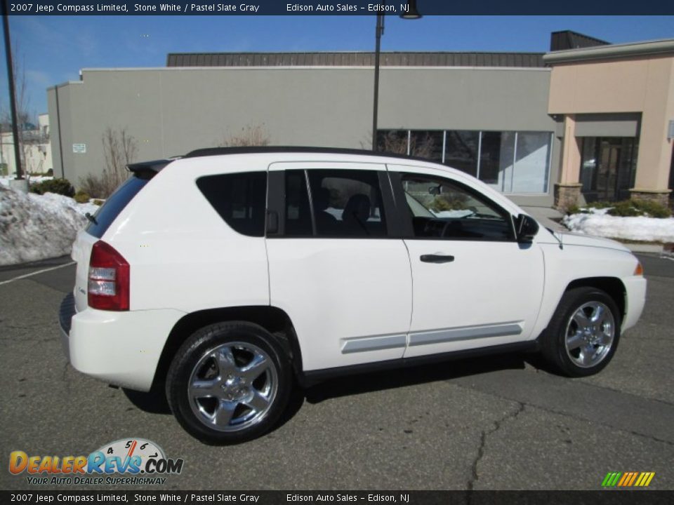 2007 Jeep Compass Limited Stone White / Pastel Slate Gray Photo #8
