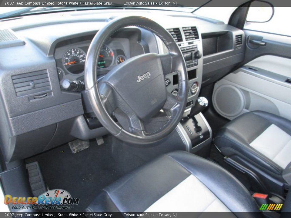 2007 Jeep Compass Limited Stone White / Pastel Slate Gray Photo #16