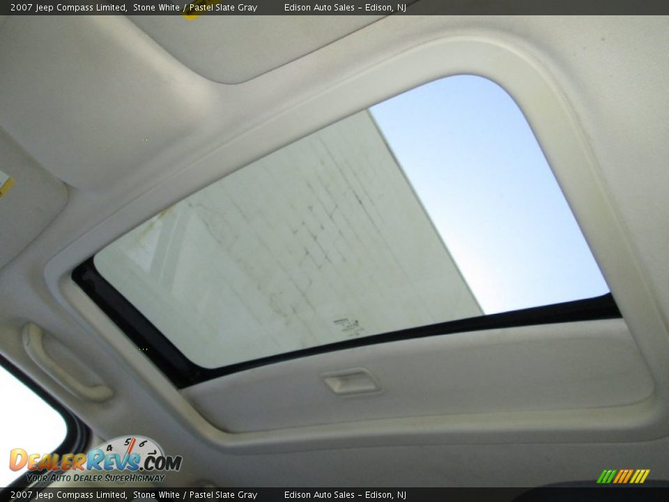 2007 Jeep Compass Limited Stone White / Pastel Slate Gray Photo #18
