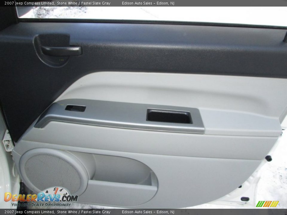 2007 Jeep Compass Limited Stone White / Pastel Slate Gray Photo #26