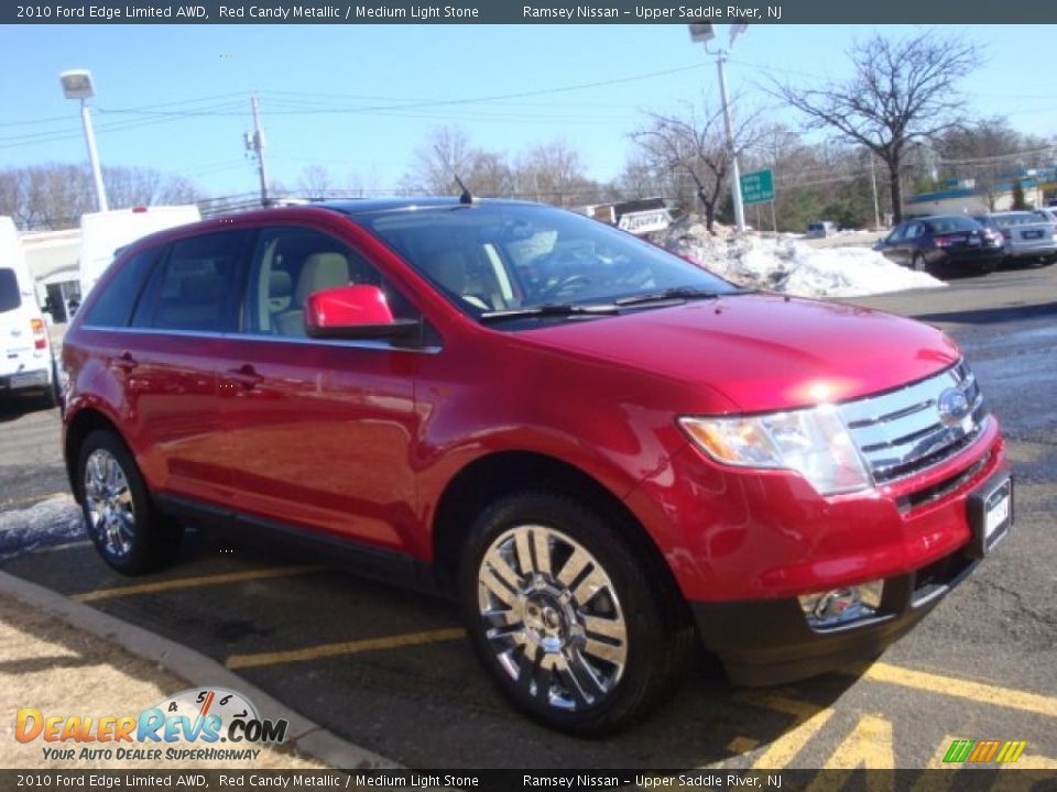 Front 3/4 View of 2010 Ford Edge Limited AWD Photo #3