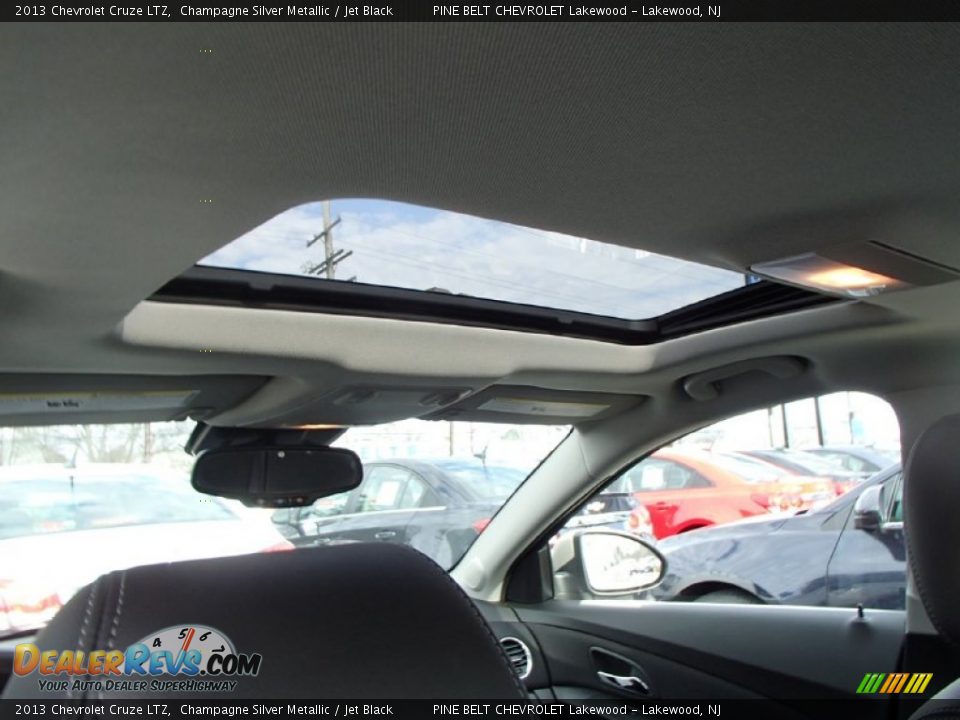2013 Chevrolet Cruze LTZ Champagne Silver Metallic / Jet Black Photo #5