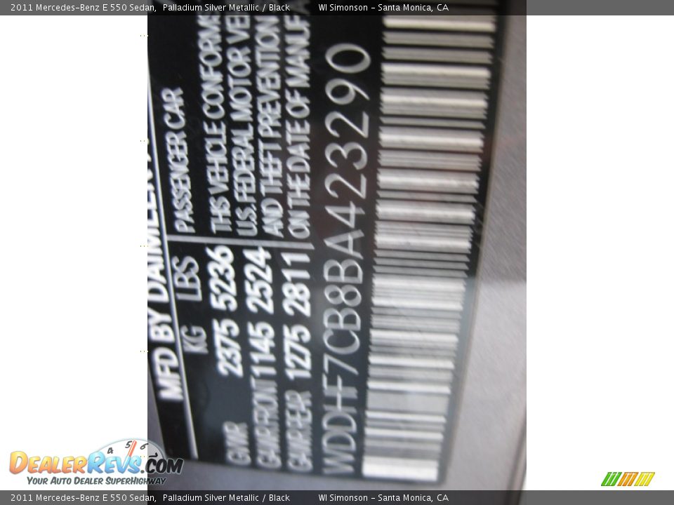 2011 Mercedes-Benz E 550 Sedan Palladium Silver Metallic / Black Photo #25