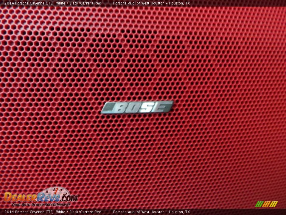 Audio System of 2014 Porsche Cayenne GTS Photo #10