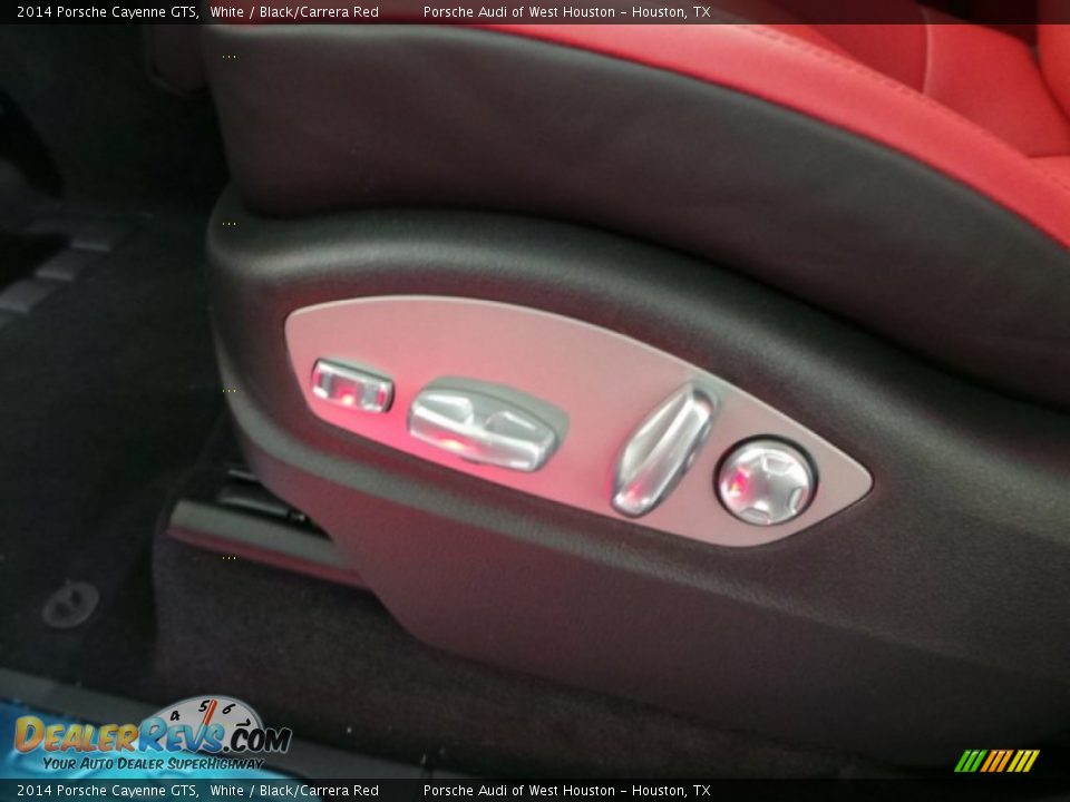 Controls of 2014 Porsche Cayenne GTS Photo #13